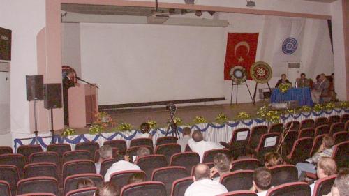 Ege Üniversitesi Muhiddin Erel Amfisi (2002)